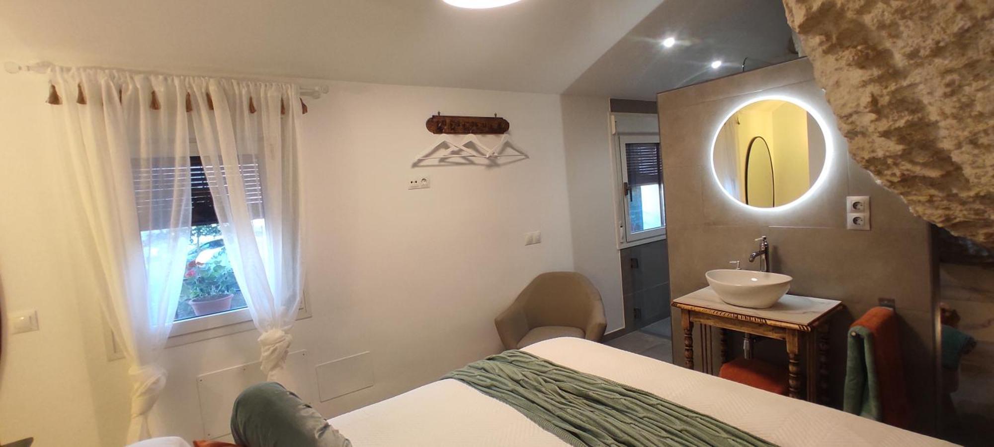 Casa Cueva Chicas Del Puente Hébergement de vacances *