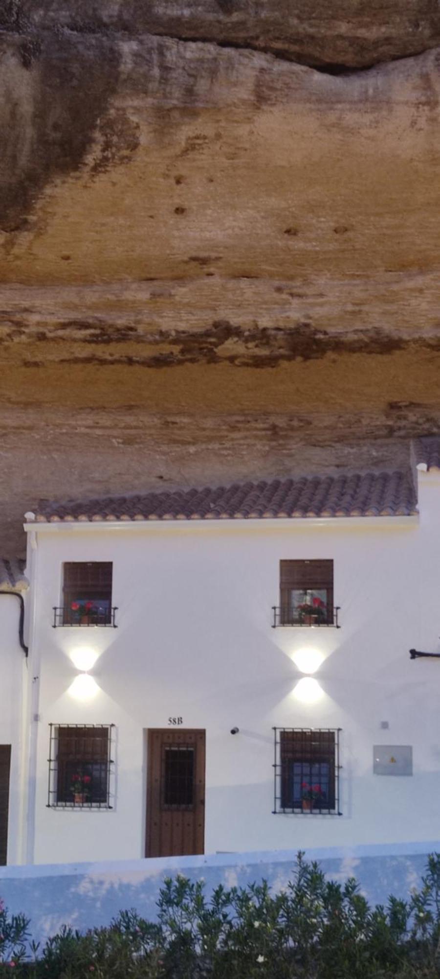 Casa Cueva Chicas Del Puente Hébergement de vacances *