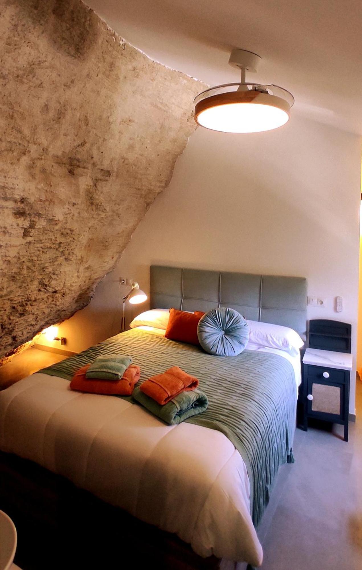 Casa Cueva Chicas Del Puente