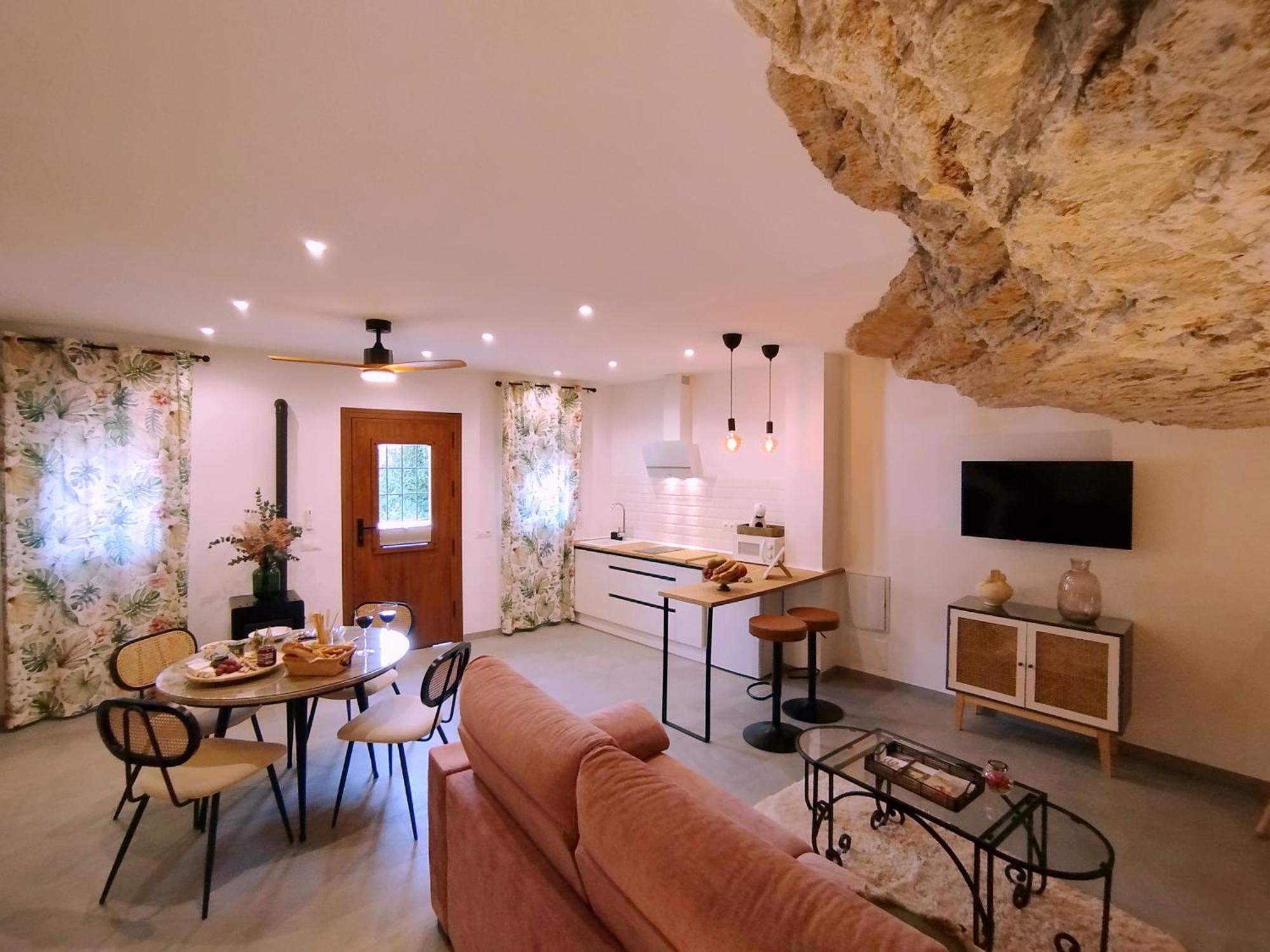 Hébergement de vacances Casa Cueva Chicas Del Puente *